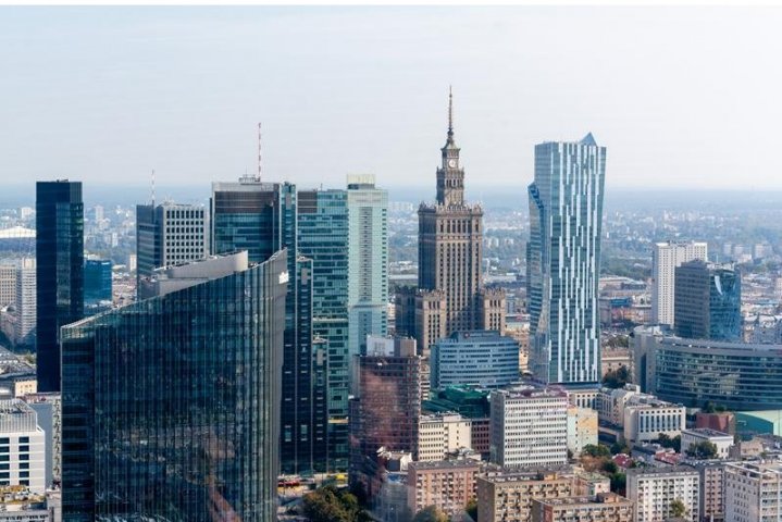 Panorama Warszawy z wieżowca przy Rondzie Daszyńskiego